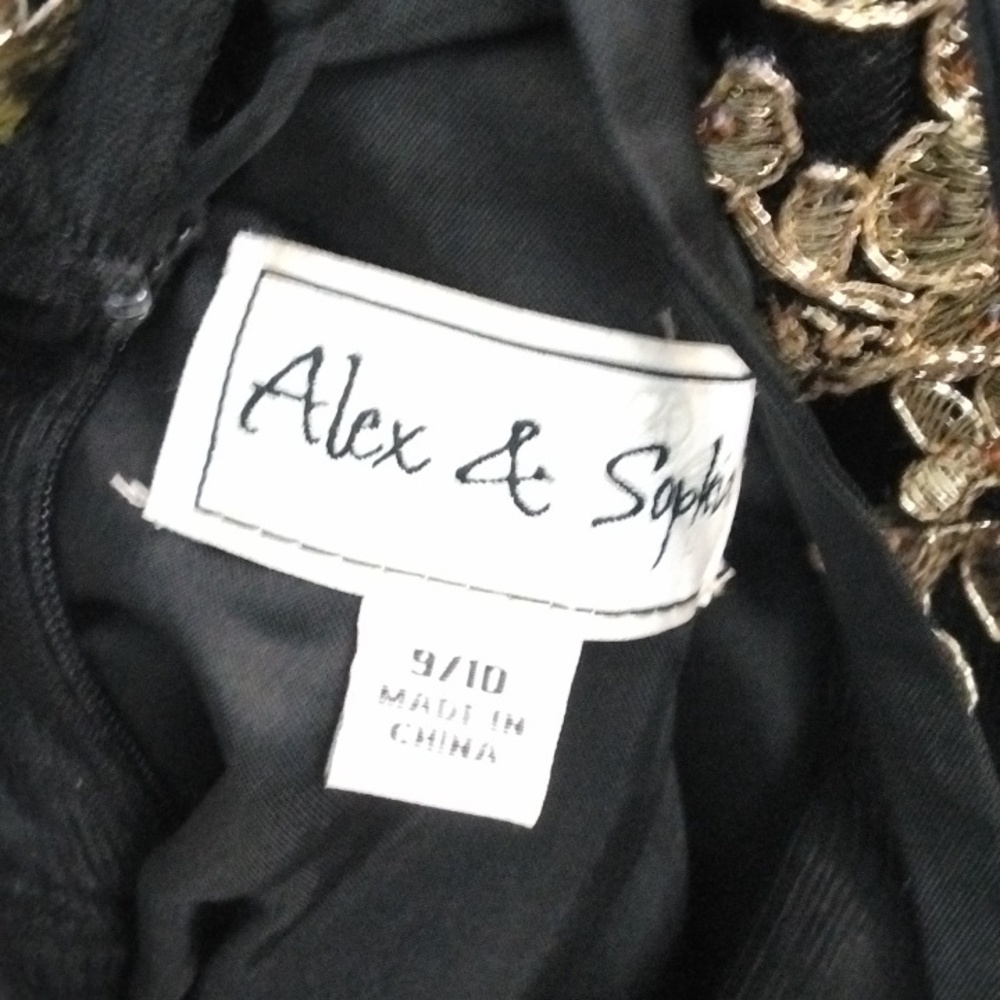 Alex& Sophia Black and Gold Embellished Strapless Gown for Prom Size 9/10 🌹 - Picture 2 of 6
